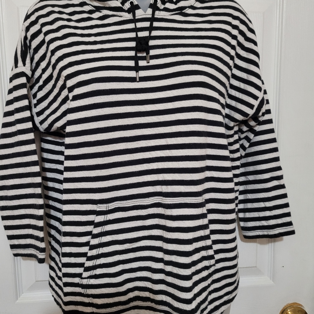 3/4 striped sweatshirt